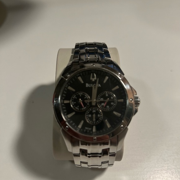 Men’s bulova stainless steel watch chronograph watch - Picture 2 of 3